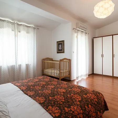 Apartamento Peladina Valtura